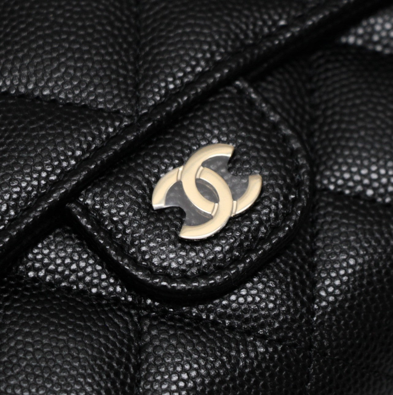 CHANEL Matelasse Caviar Chain Wallet Bag Black Size ONE SIZE
