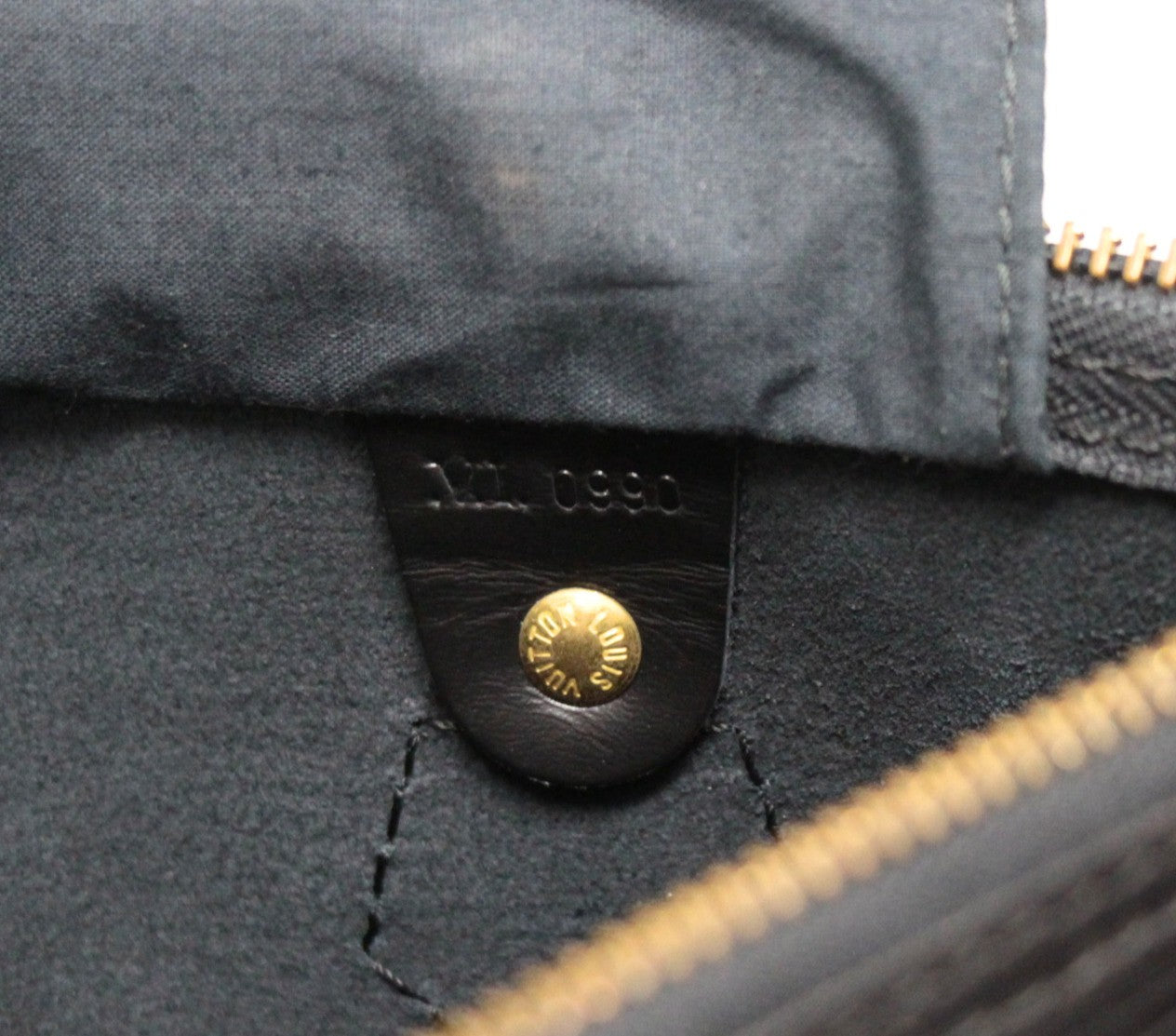 Louis Vuitton Epi Speedy 30 Handbag Black Size ONE SIZE