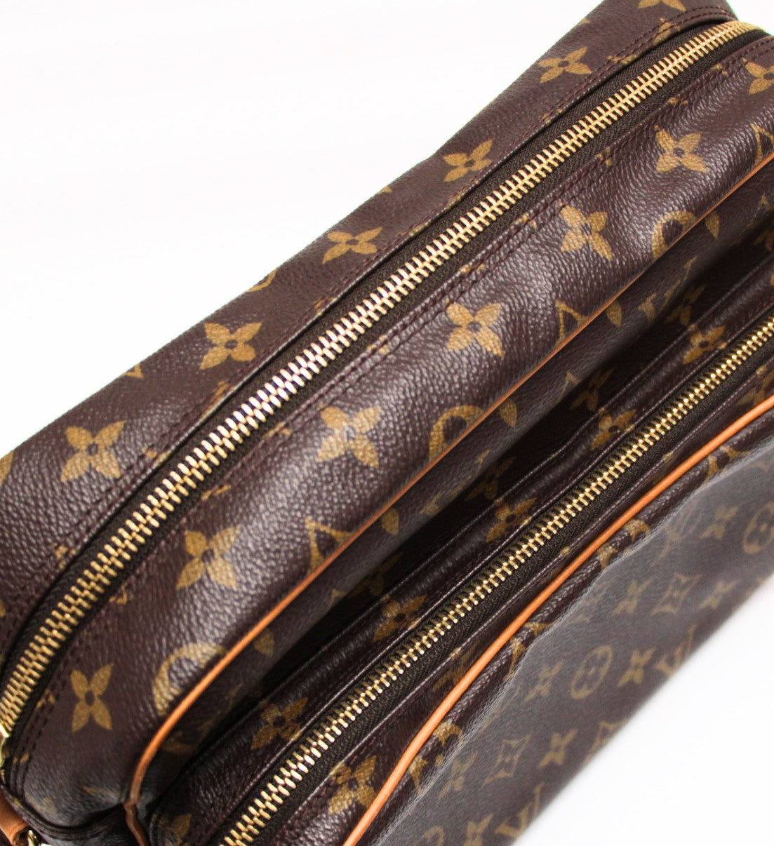 Louis Vuitton Monogram Nile Shoulder Bag Size ONE SIZE