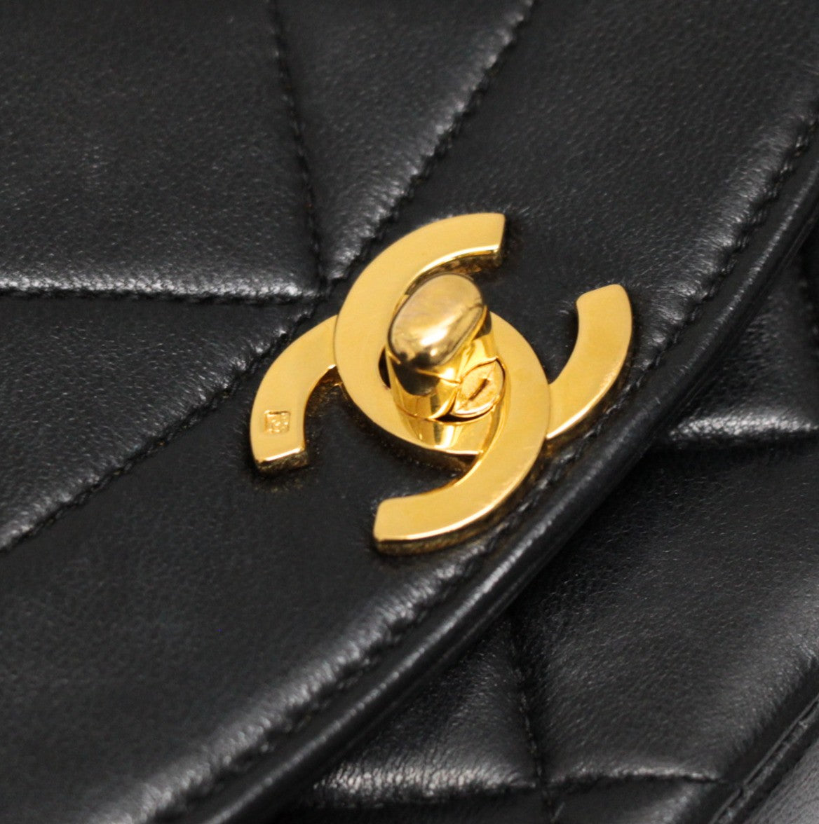 CHANEL Diana 22 Matelasse Lambskin Bag Black Size ONE SIZE