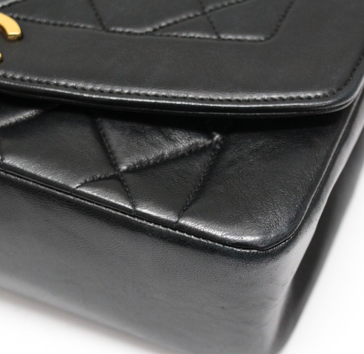 CHANEL Diana 22 Matelasse Lambskin Bag Black Size ONE SIZE