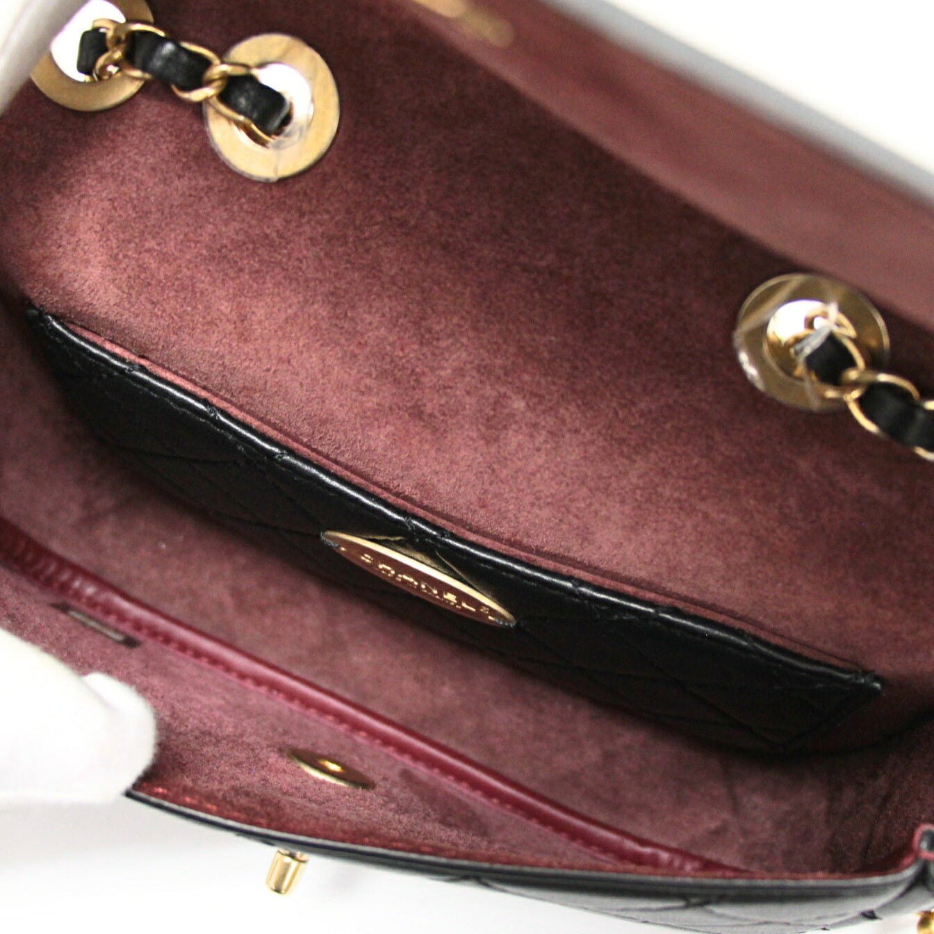 CHANEL Matelasse Leather Chain Bag Black Size ONE SIZE