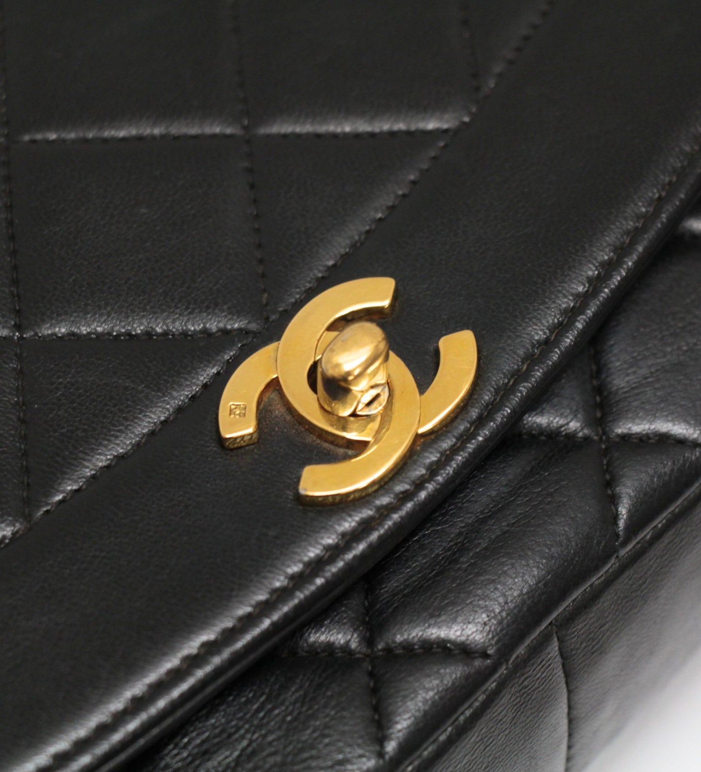 CHANEL Diana 25 Matelasse Lambskin Bag Black Size ONE SIZE