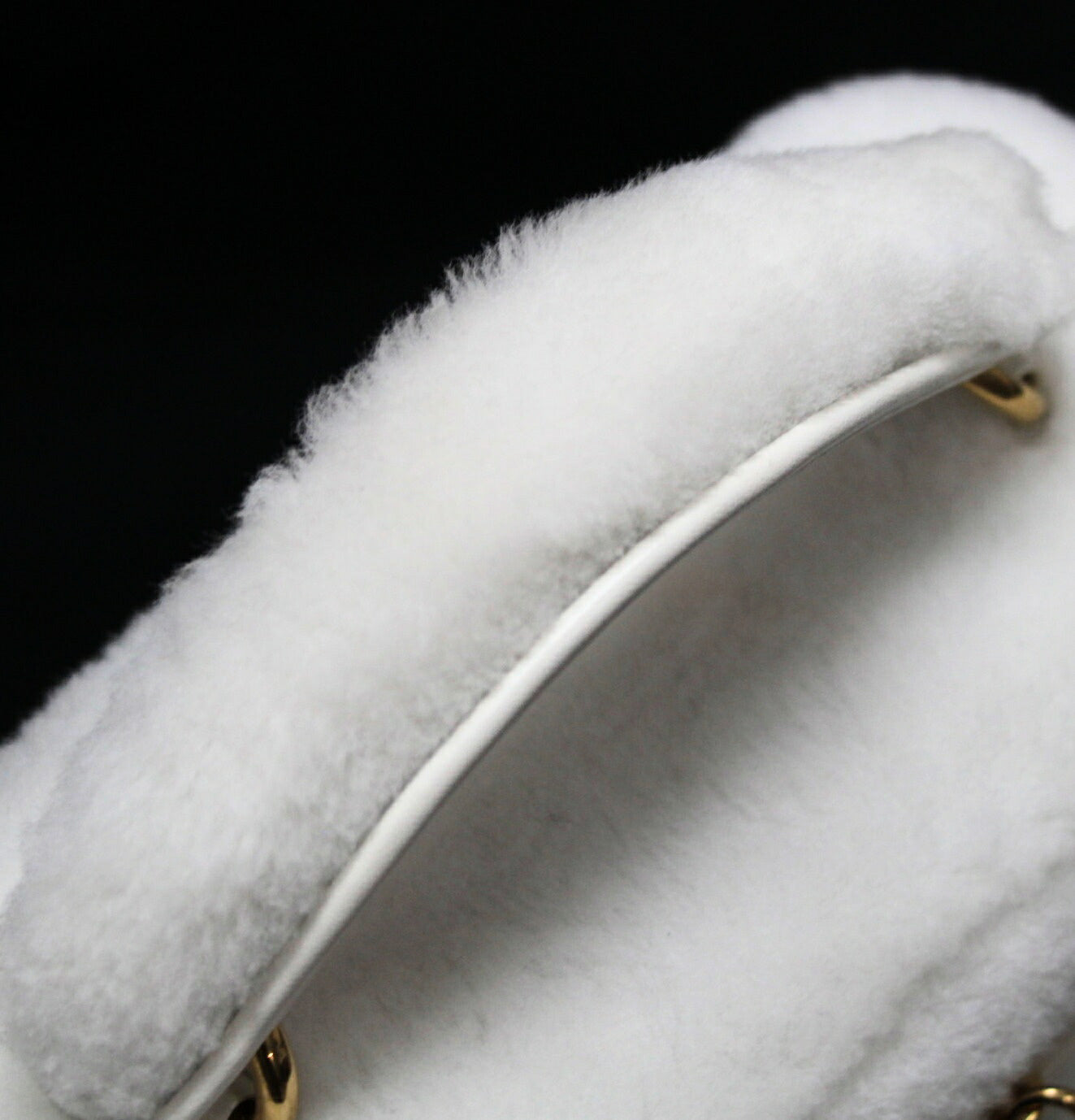 miu miu White Fur 2-Way Vanity Bag Size ONE SIZE