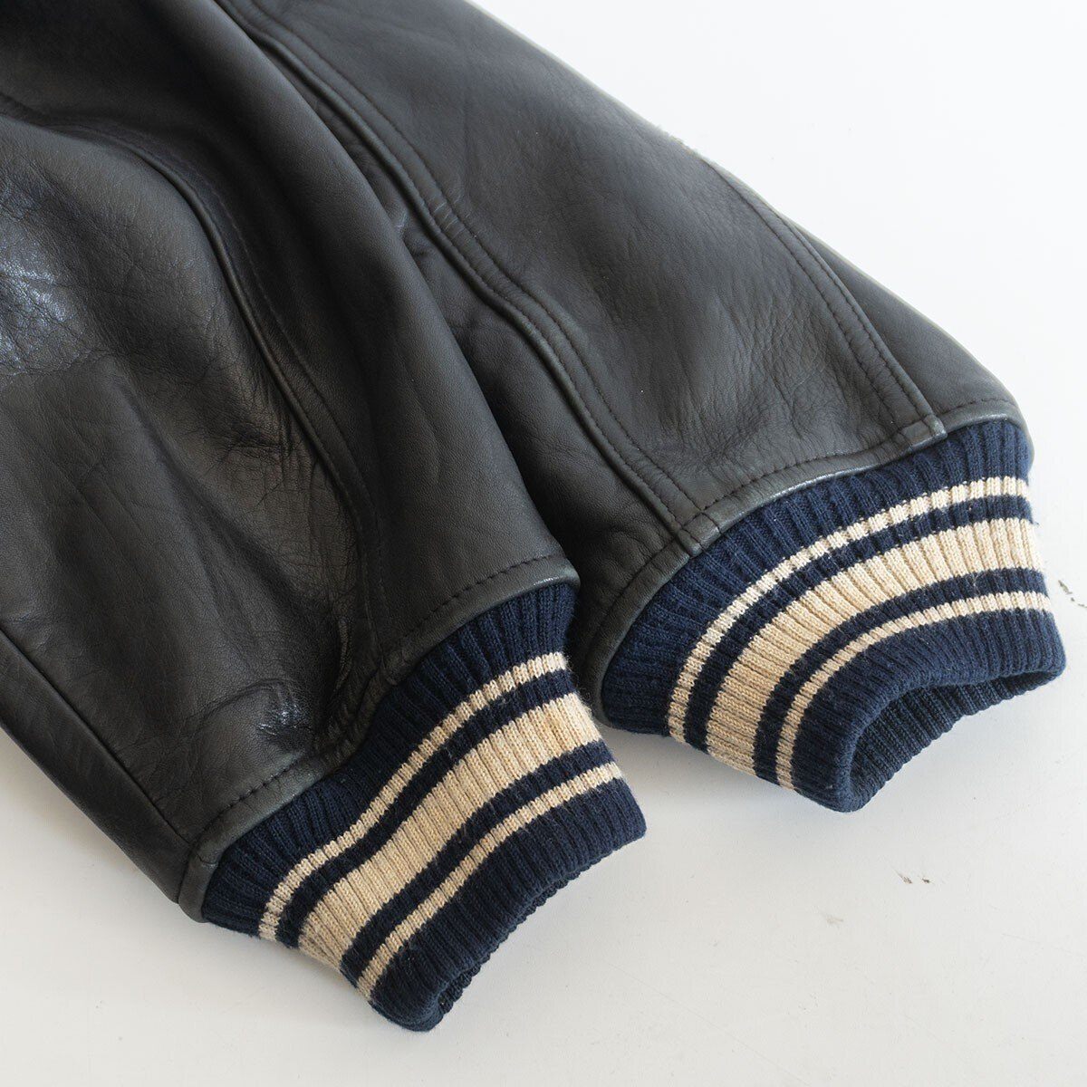 Avirex Leather varsity jacket Size XL