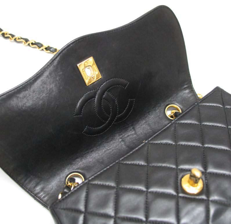 CHANEL Vintage Matelasse 23 Lambskin Bag Black Size ONE SIZE