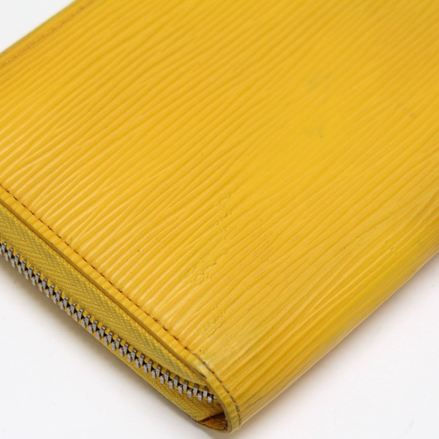 Louis Vuitton Epi Leather Round Wallet Yellow Size ONE SIZE