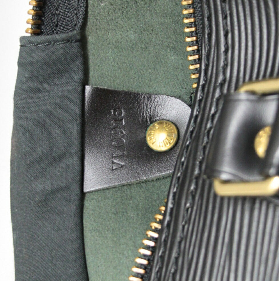 Louis Vuitton Speedy 30 Epi Handbag Black Size ONE SIZE