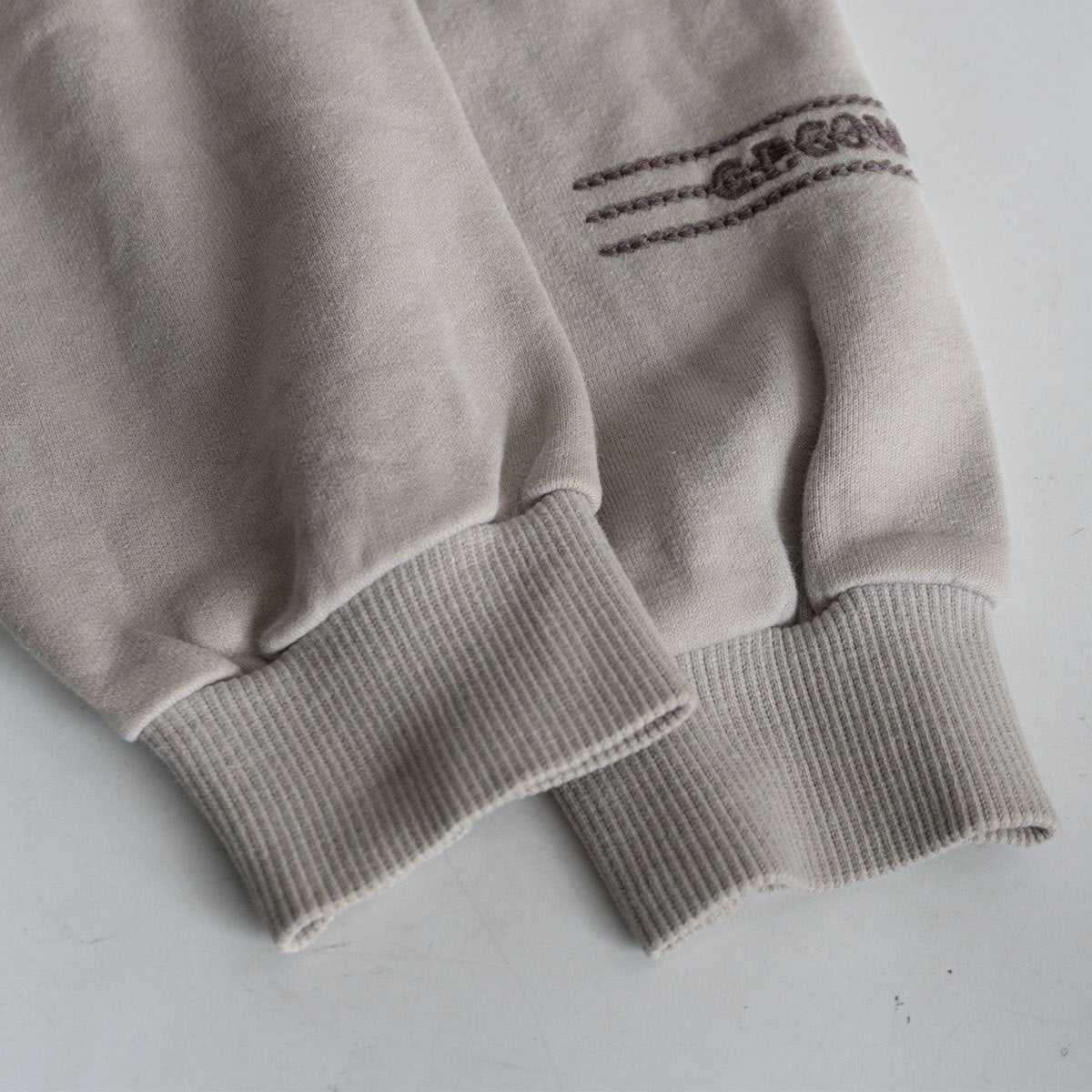 C.P. Company 80s-90s turtle neck sweatshirt with striped collar Beige Size L