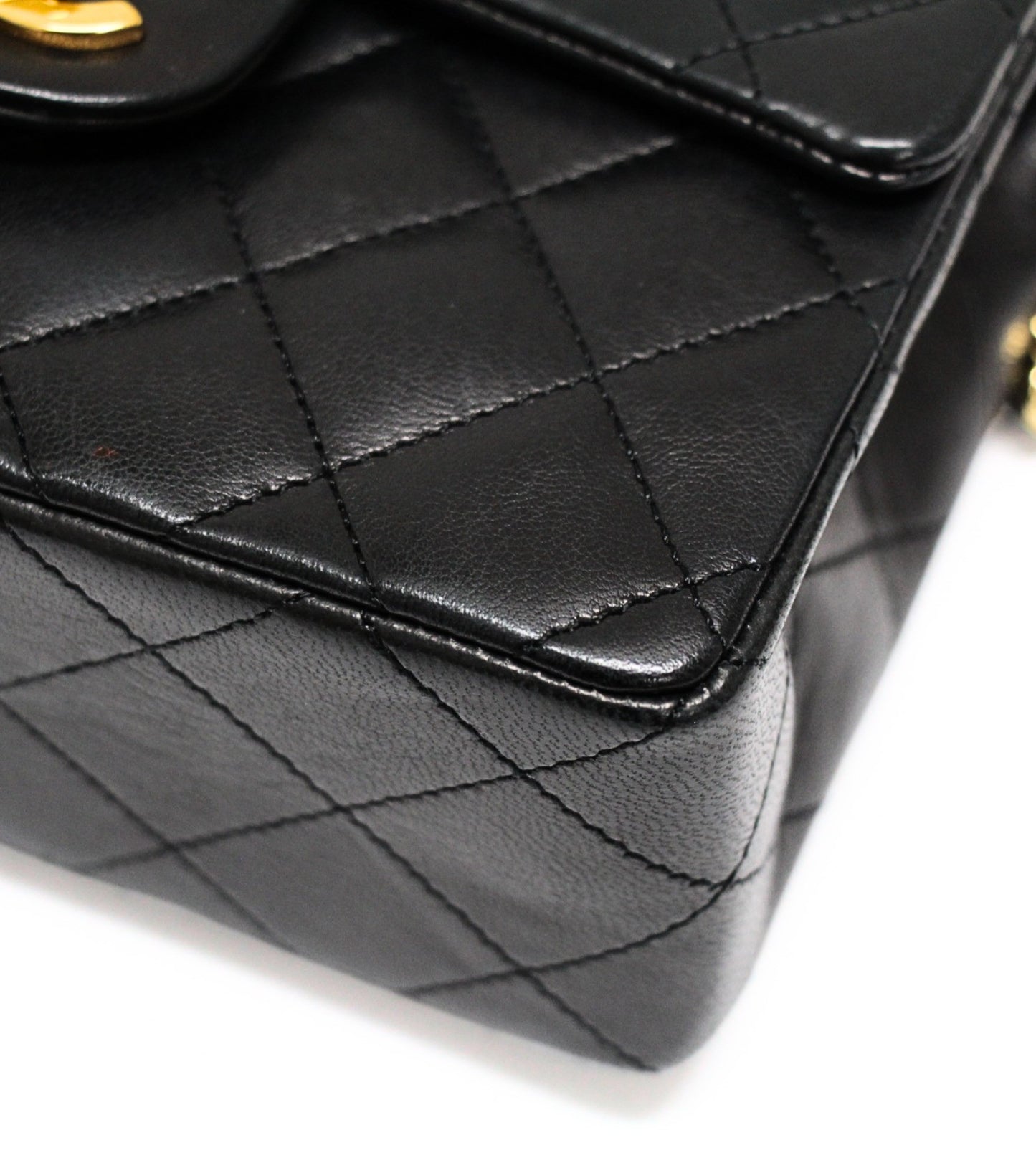 CHANEL Mini Matelasse 17 Lambskin Chain Bag Size ONE SIZE