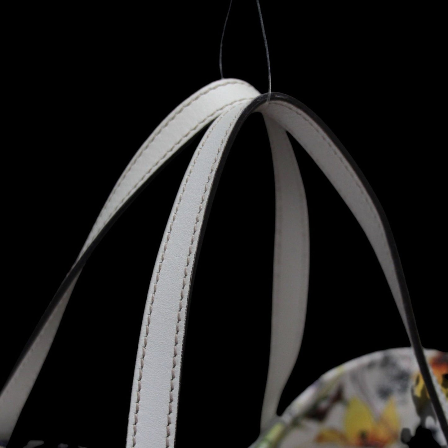 GUCCI Flora Infinity Canvas White Tote Bag Size ONE SIZE
