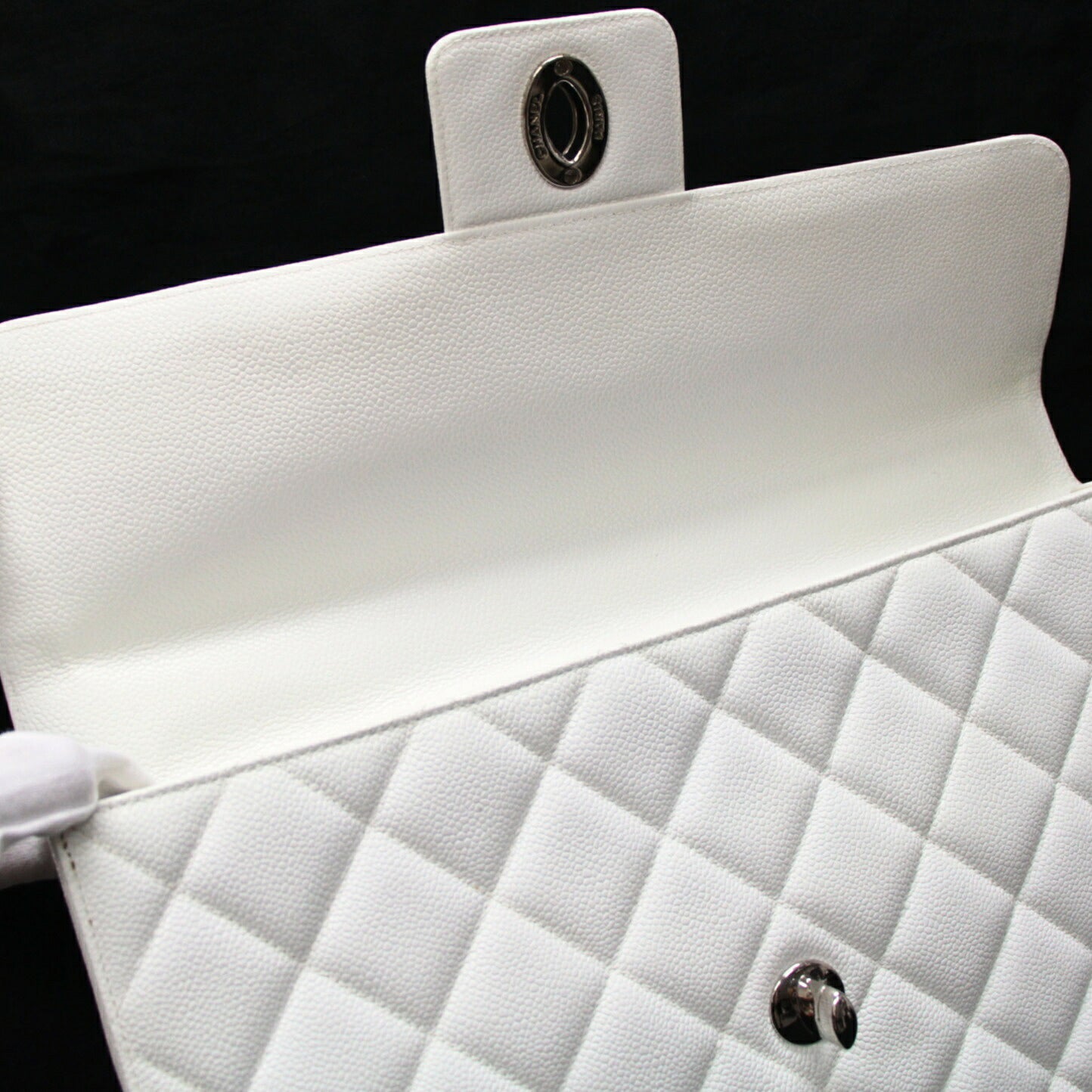 CHANEL Matelassé Caviar Skin White Briefcase Size ONE SIZE
