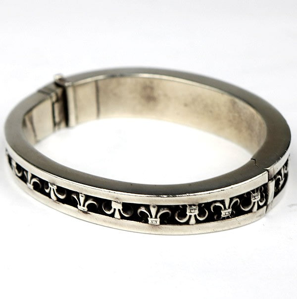 CHROME HEARTS V-Band BS Fleur Silver Bracelet Size ONE SIZE