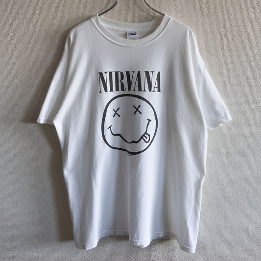 Nirvana 00S 1992 Smile T-shirt Size L