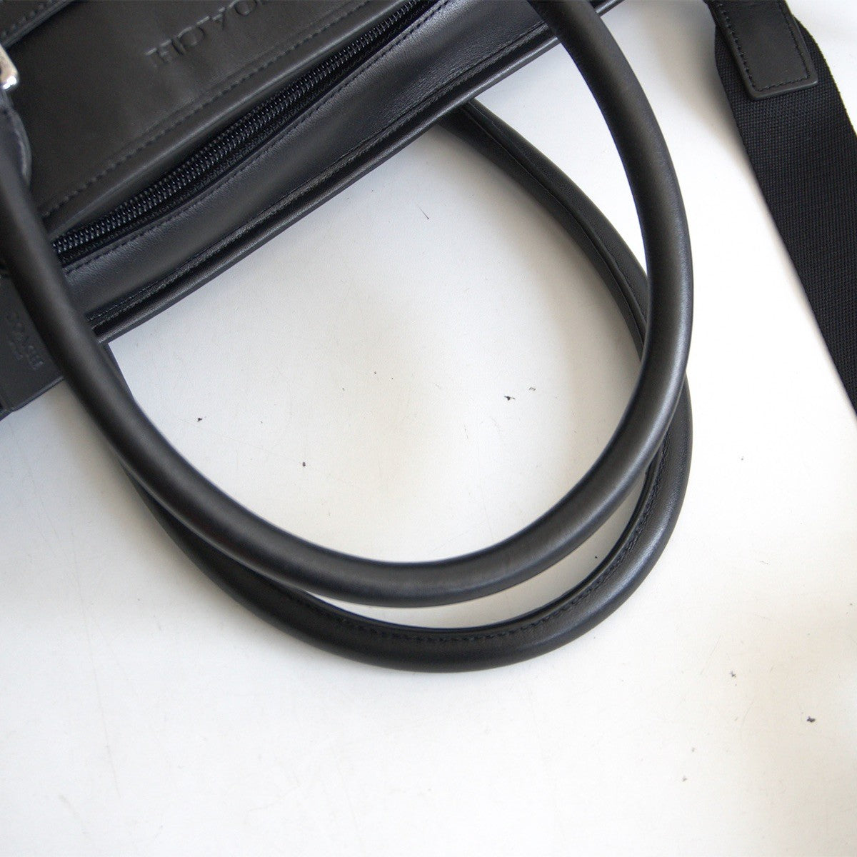 COACH 2-Way Smooth Leather Tote Bag Black Size ONE SIZE