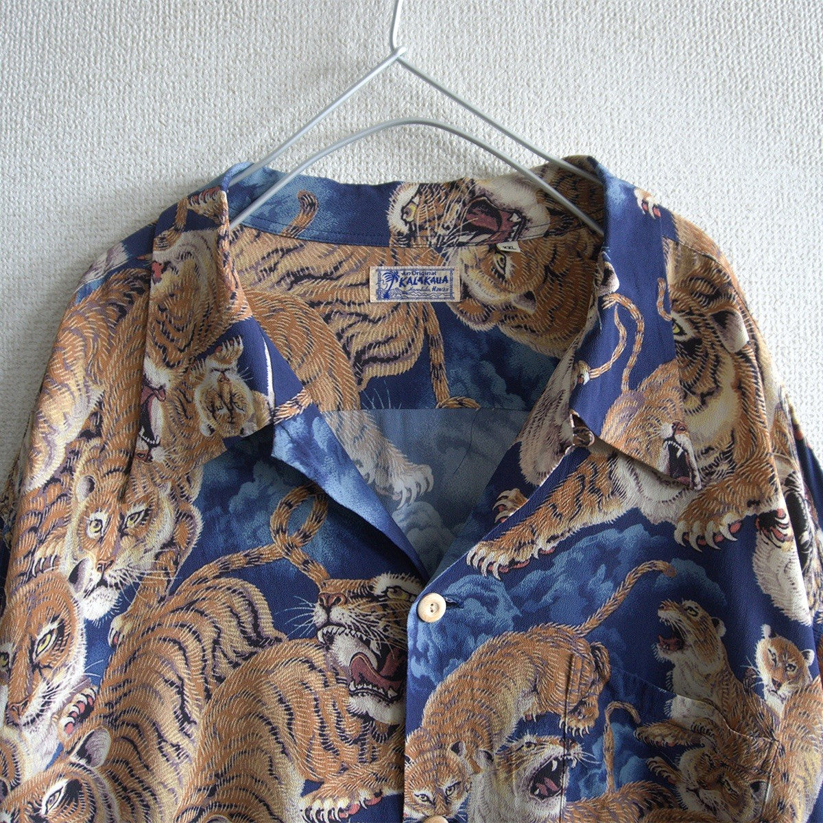 Sun Surf Hundred Tigers Aloha Shirt Size XXL
