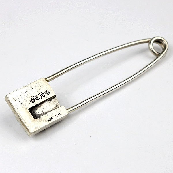 CHROME HEARTS XL Pyramid CH Plus Silver Safety Pin
