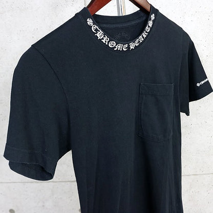 CHROME HEARTS Neck Logo Print Pocket T-Shirt Black Size XS