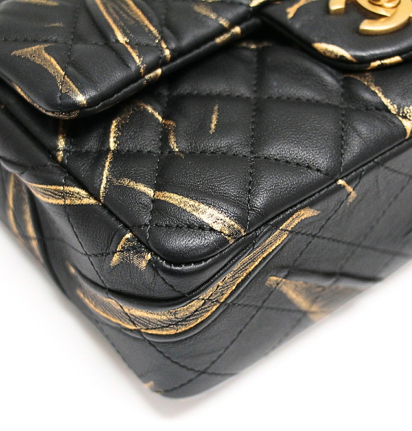 CHANEL Mini Matelasse 20 Bag Black/Gold Size ONE SIZE
