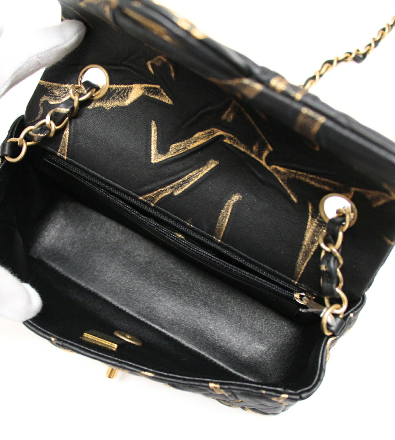 CHANEL Mini Matelasse 20 Bag Black/Gold Size ONE SIZE