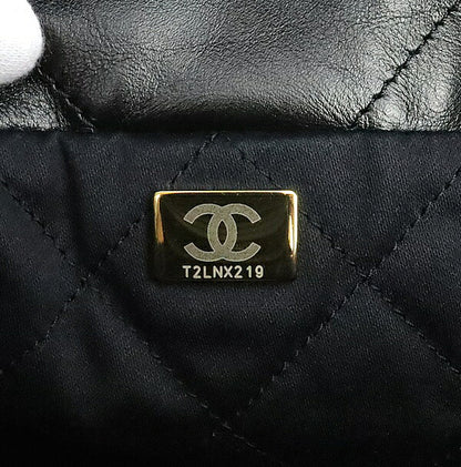 CHANEL Chanel 22 Small Shiny Bag Black Size ONE SIZE