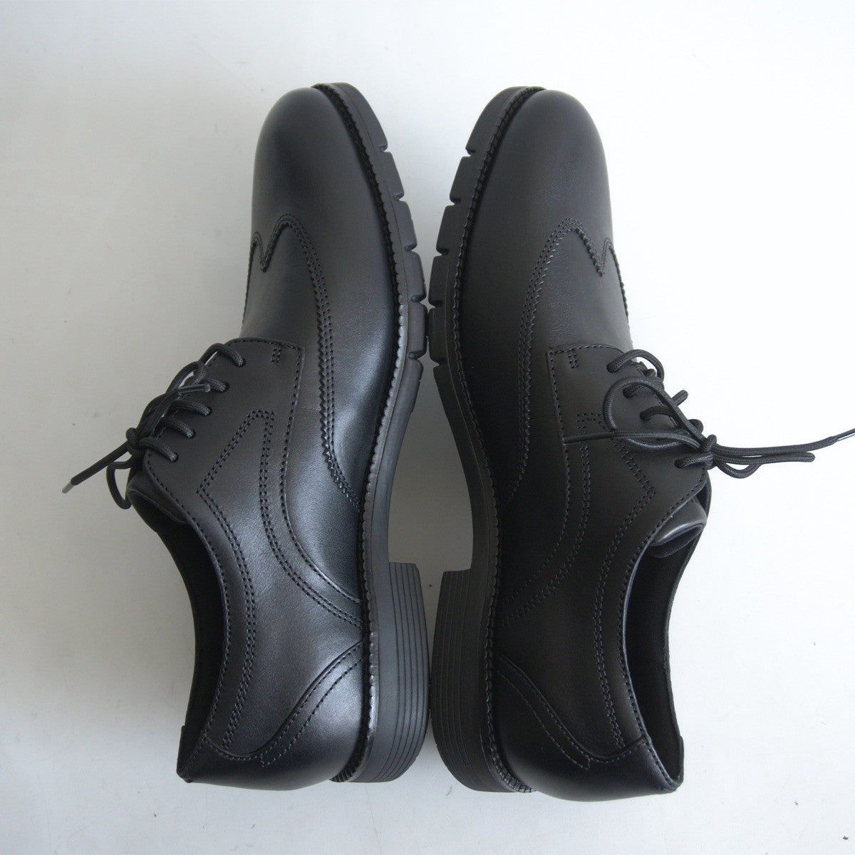 COLE HAAN Flex Grand 360 Black Wingtip Oxford Size 9.5M