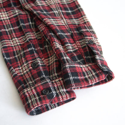 The Flat Head Flannel Plaid Shirt Size 42
