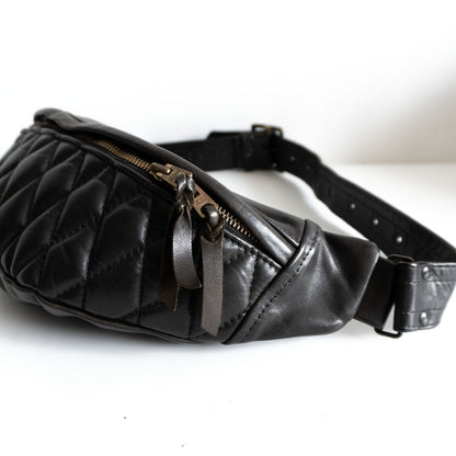 KADOYA HEAD FACTORY Leather waist bag Black