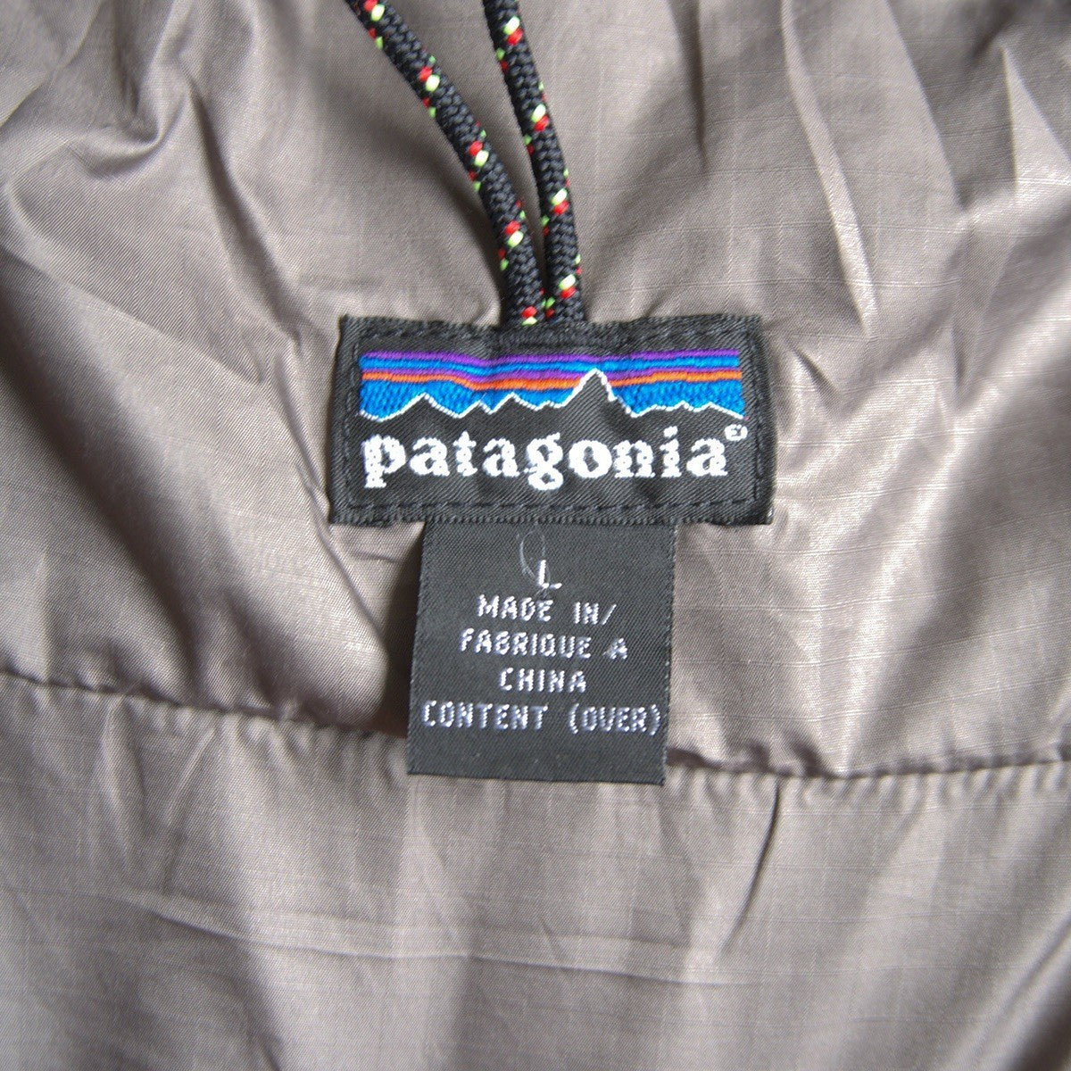 PATAGONIA 2002 DAS Parka Gecko Green Size L