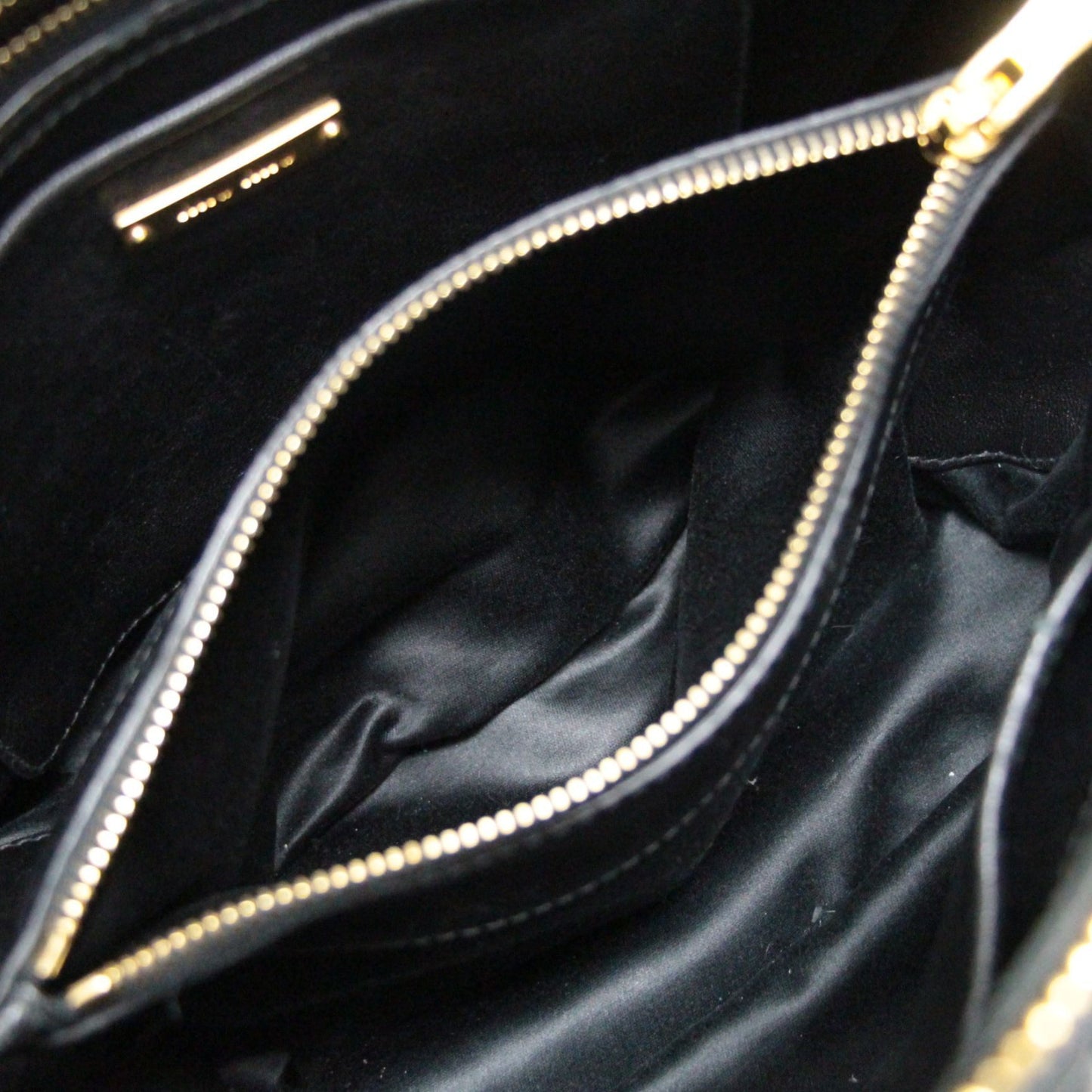 miu miu Matelassé Leather Handbag Black Size ONE SIZE