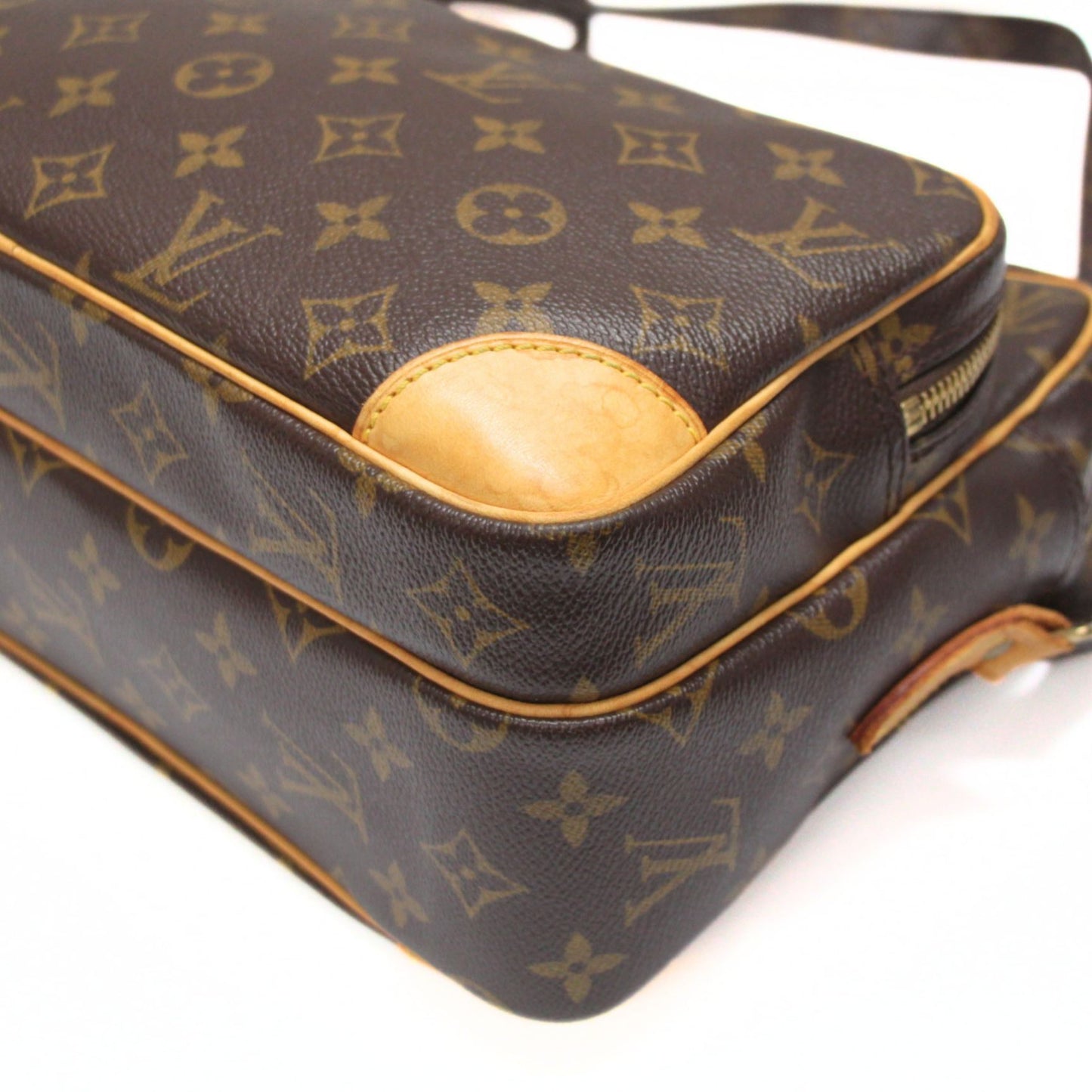 Louis Vuitton Monogram Nile Shoulder Bag Brown Size ONE SIZE