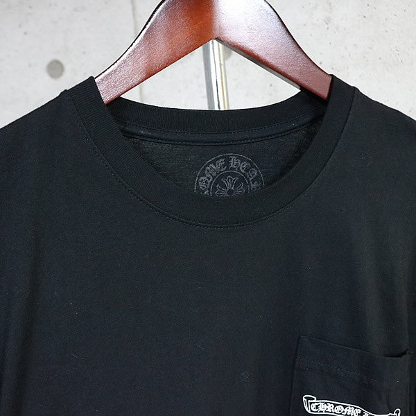 CHROME HEARTS Scroll Label Print Pocket T-Shirt Black Size M