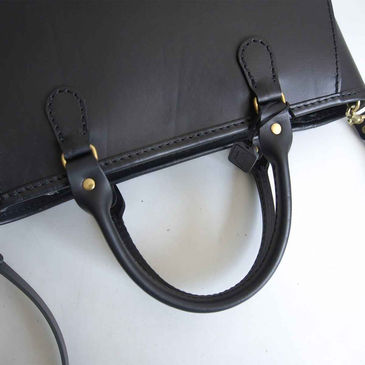 HERZ 2-Way Leather Tote Bag black Size ONE SIZE