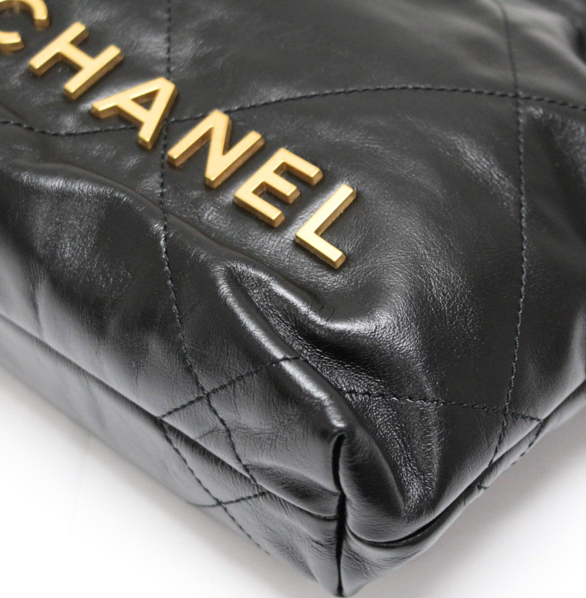 CHANEL 22 Mini Calfskin Chain Black GHW Shoulder Bag