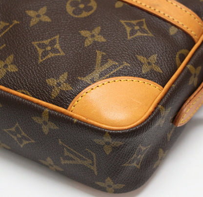 LOUIS VUITTON Trocadero 23 Shoulder Bag