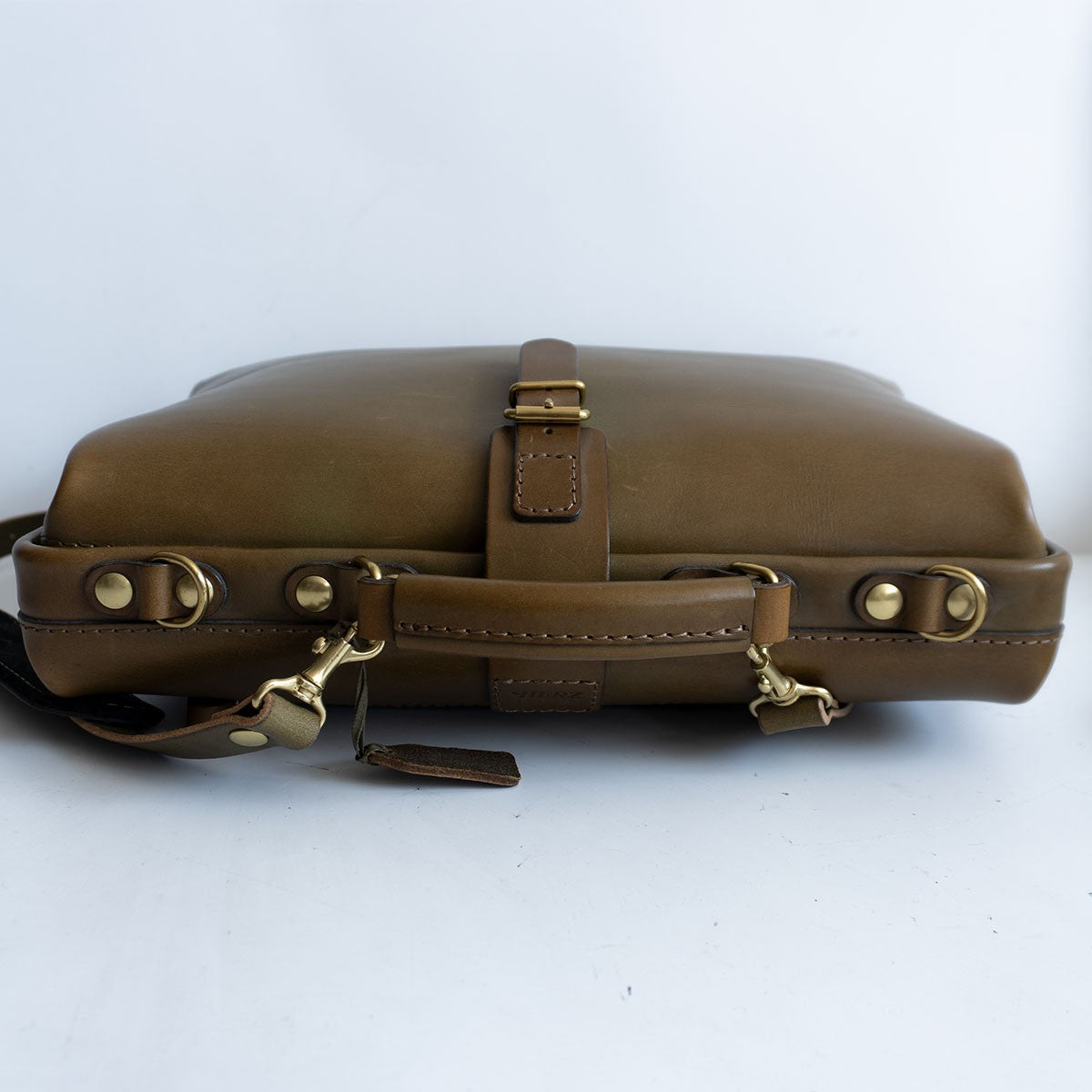 HERZ 3-Way Dalles Leather Bag Green Size ONE SIZE