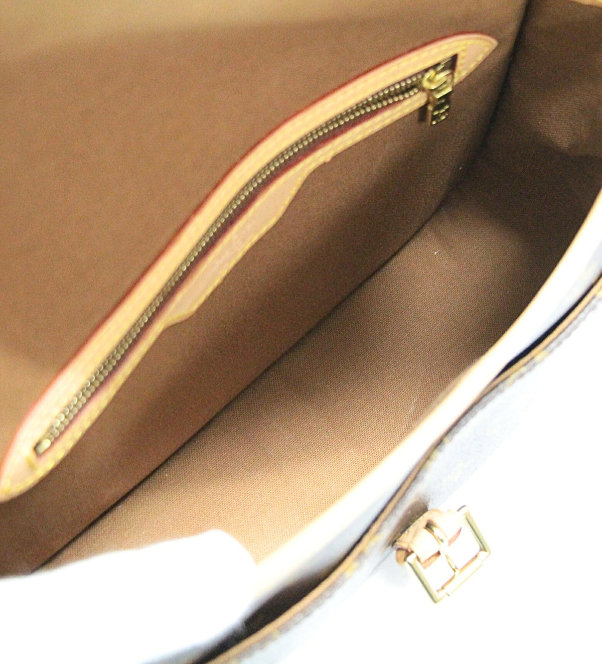 LOUIS VUITTON Sologne Monogram Shoulder Bag M42250 Brown