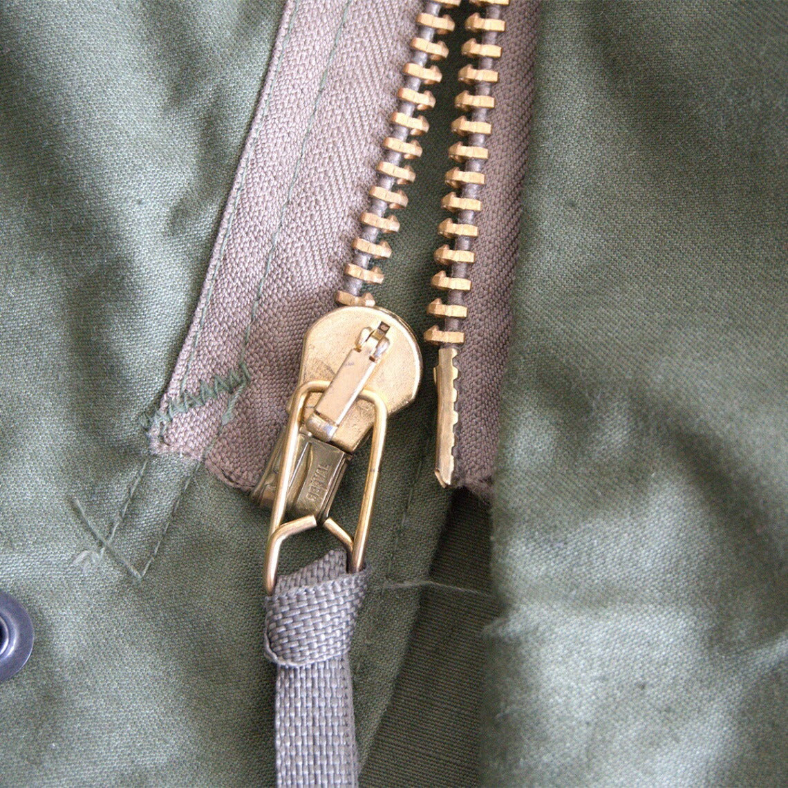 US ARMY 80s M-65 3rd Field Jacket Size MEDIUM-REGULAR