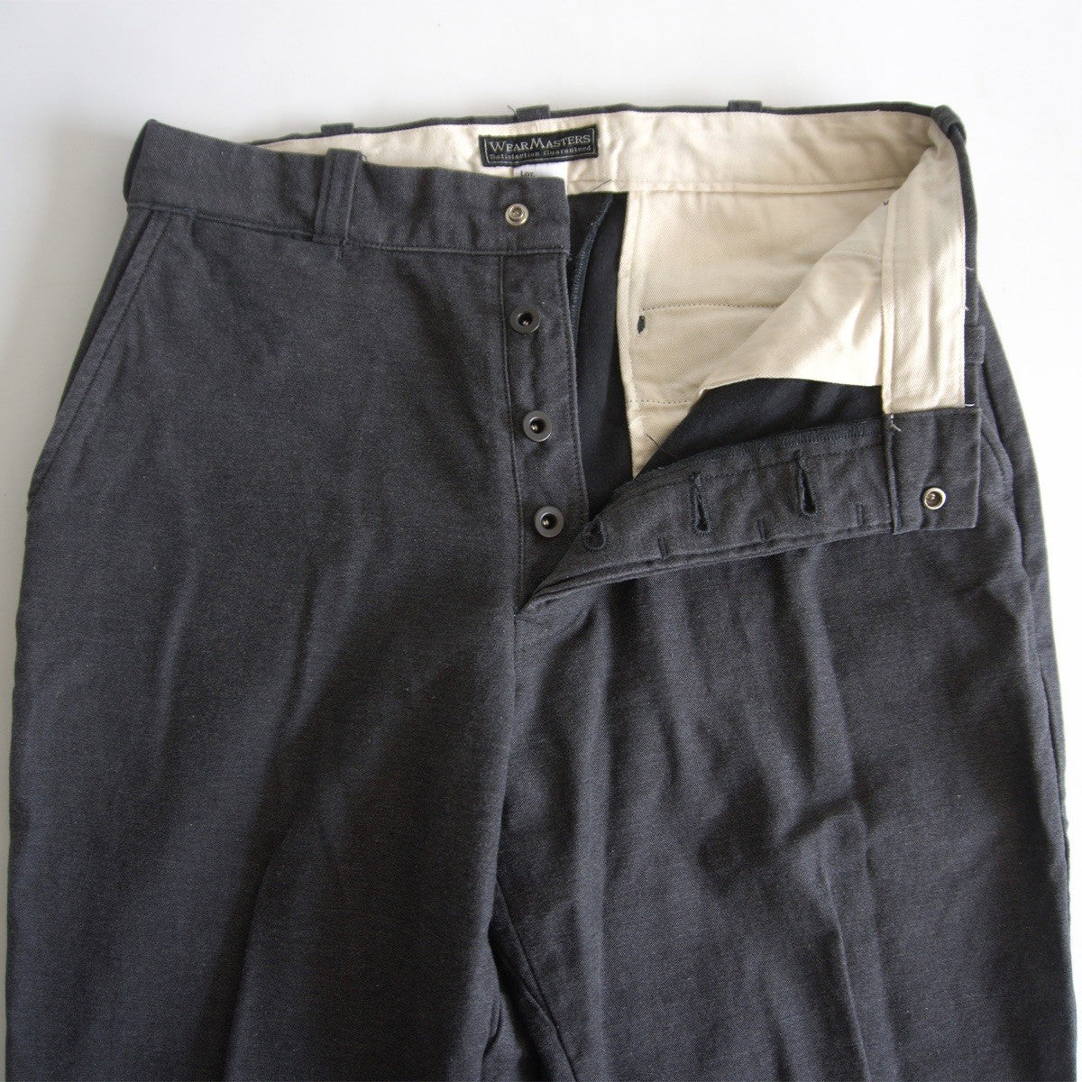 WEAR MASTERS Center Press Trousers Size 40