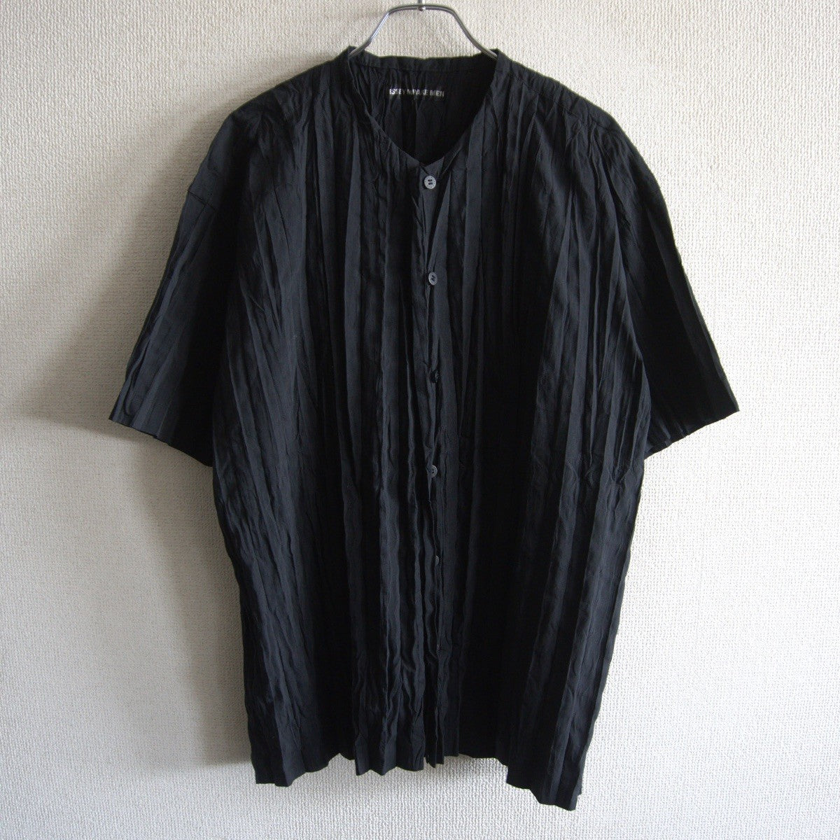 ISSEY MIYAKE MEN Pleated S/S Shirt Black Size M