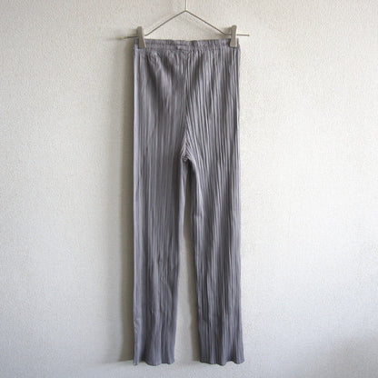 PLEATS PLEASE ISSEY MIYAKE Pleated Pants Size 30
