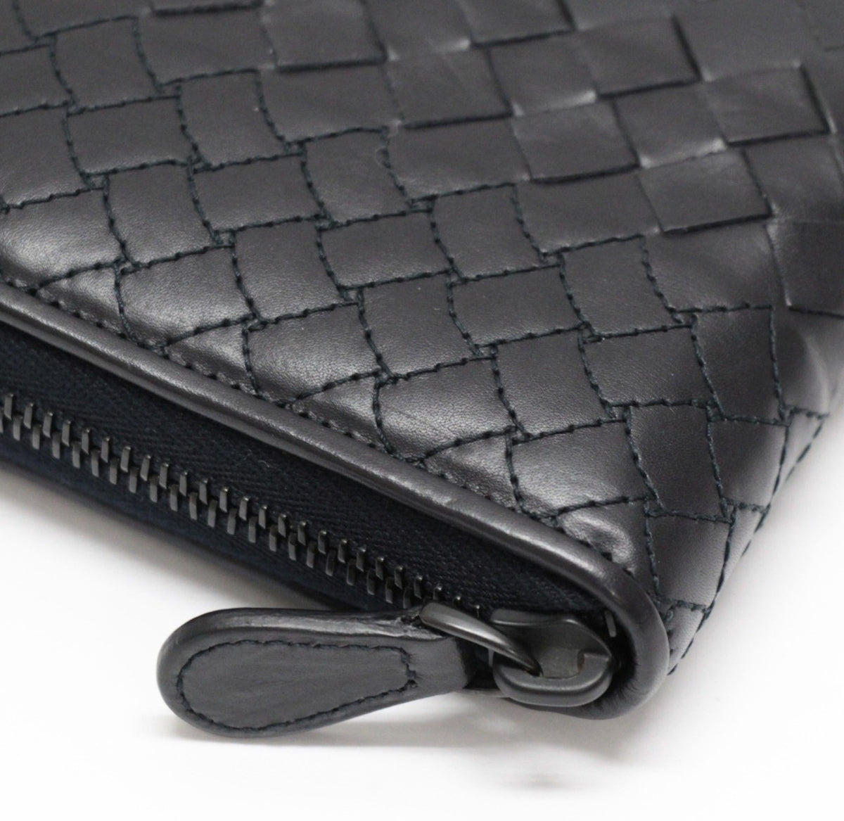 BOTTEGA VENETA Intrecciato Wallet Black