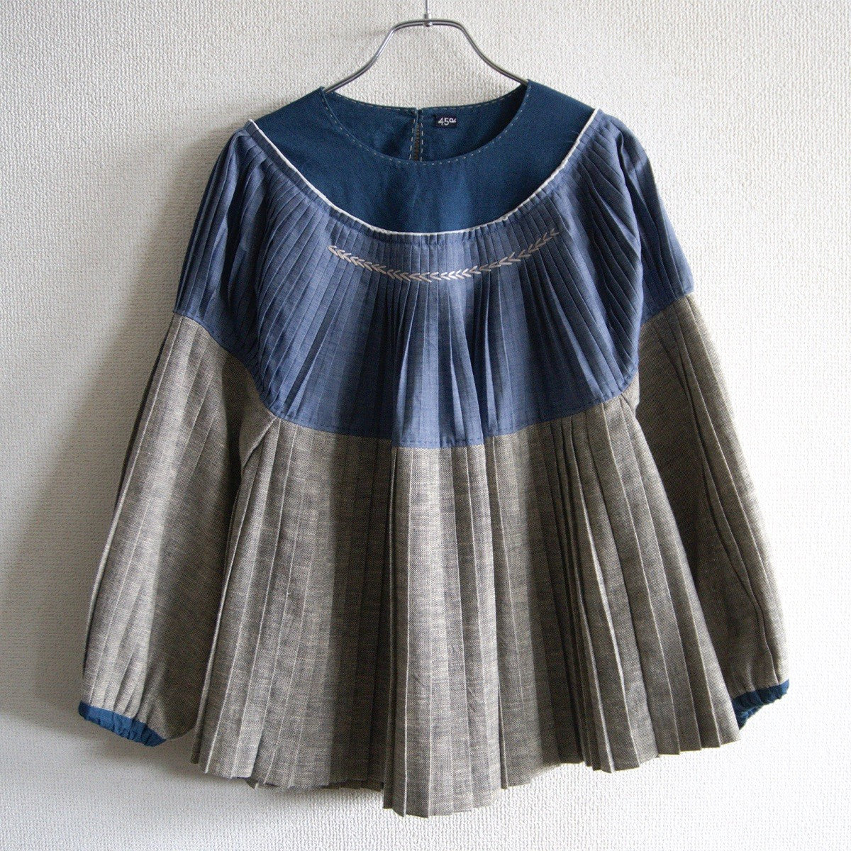 45R Indigo Pleated Relaxed Blouse Size 0
