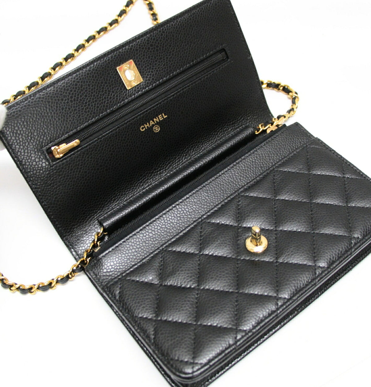 CHANEL Matelasse Turnlock Chain Wallet