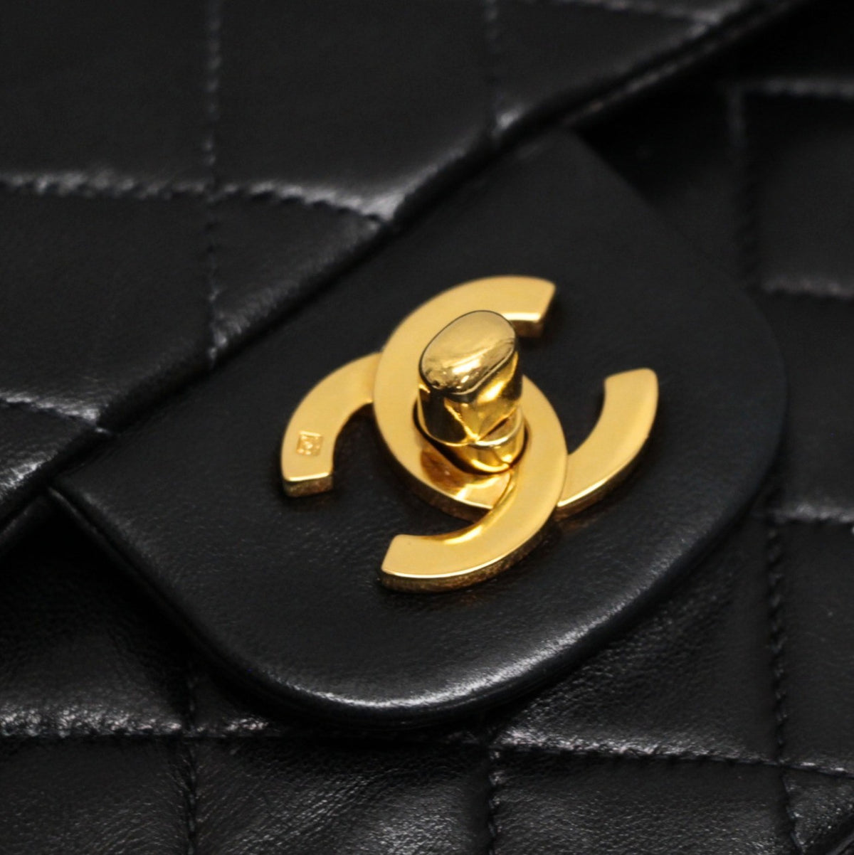 CHANEL Matelasse 23 Double Shoulder Bag