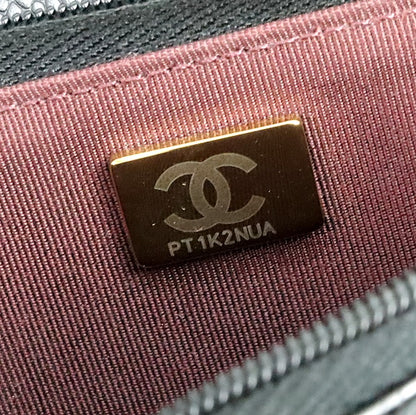 CHANEL Matelasse Black Caviar Chain Wallet