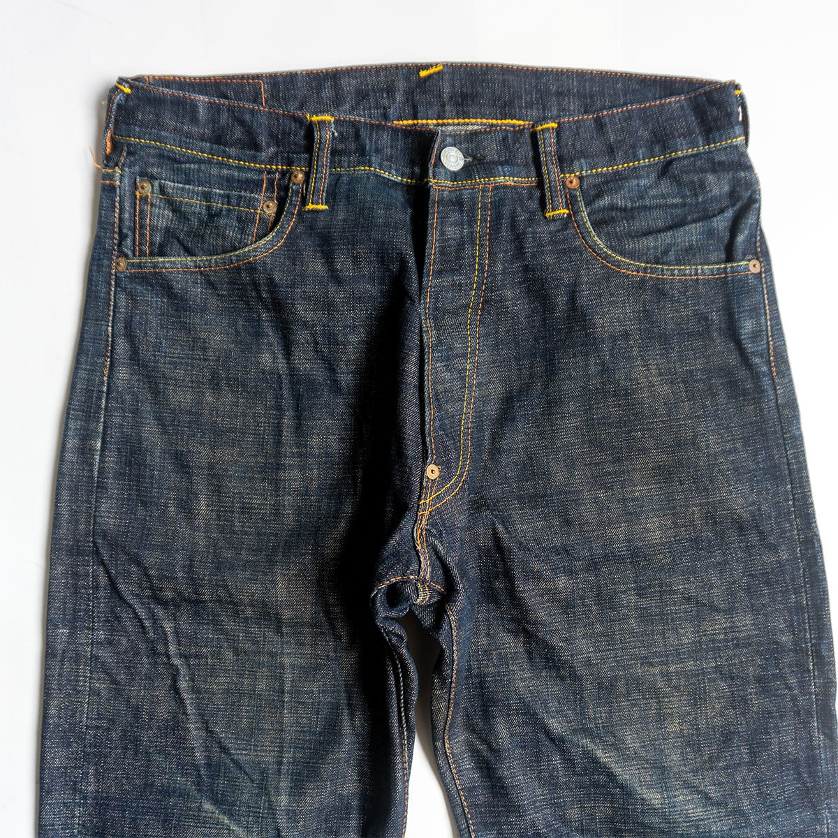 EVISU Lot 2000 Seagull Paint Dark Indigo Jeans Size 33×35