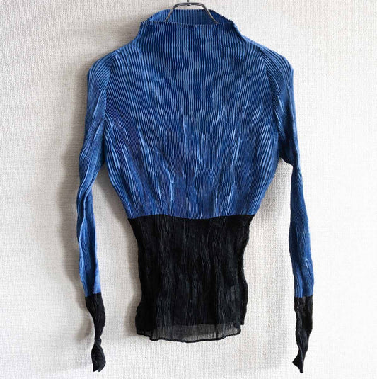 ISSEY MIYAKE Wrinkled Pleated Blouse Size 2