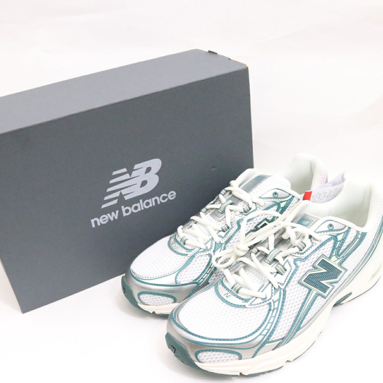 NEW BALANCE 24AW 740V2 Marsh White Sneakers Size 29.0cm