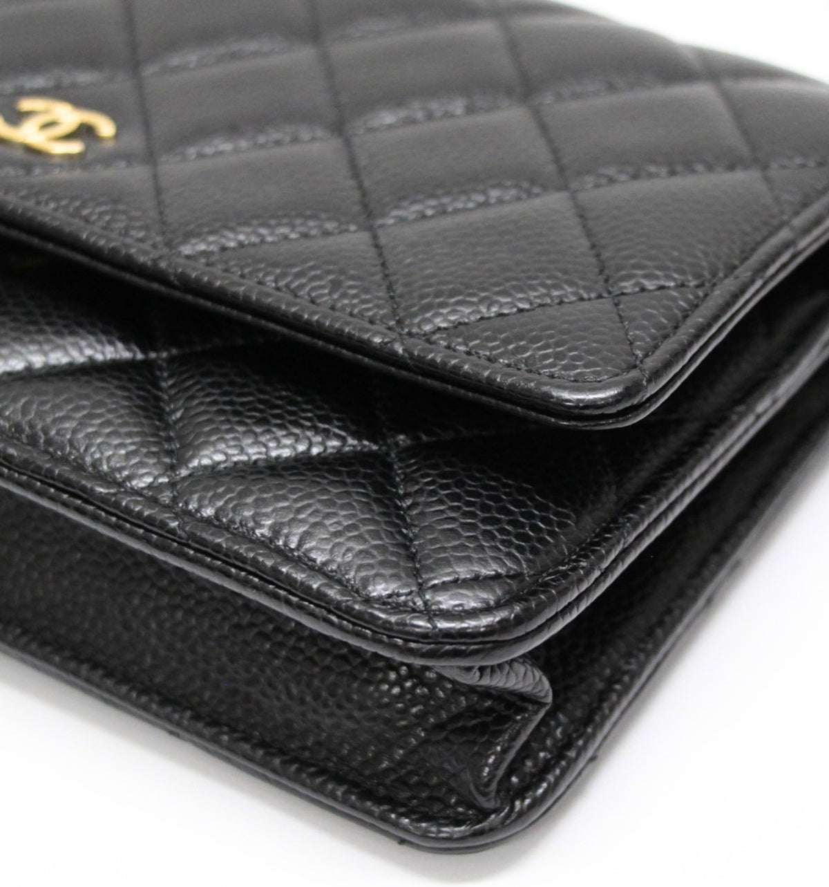 CHANEL Matelasse Caviar Wallet Black